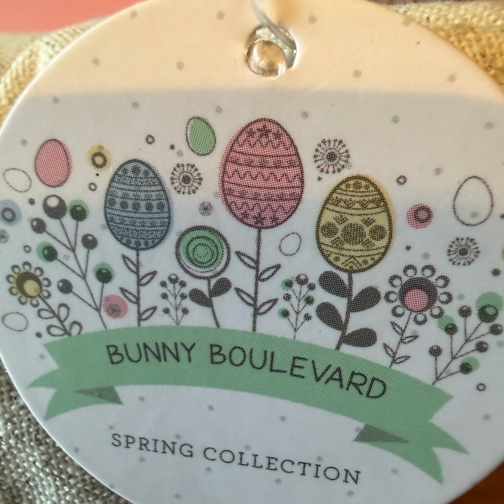 Bunny Boulevard Spring Collection Ceramic Tag - Picture 2 of 2